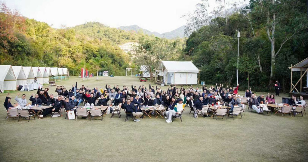 Light in the Winter Night, Sound in Your Ears 聚餐图片 博客